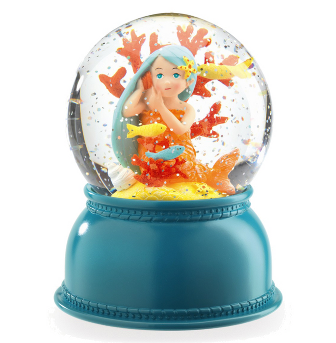 Snow Globe, sirena