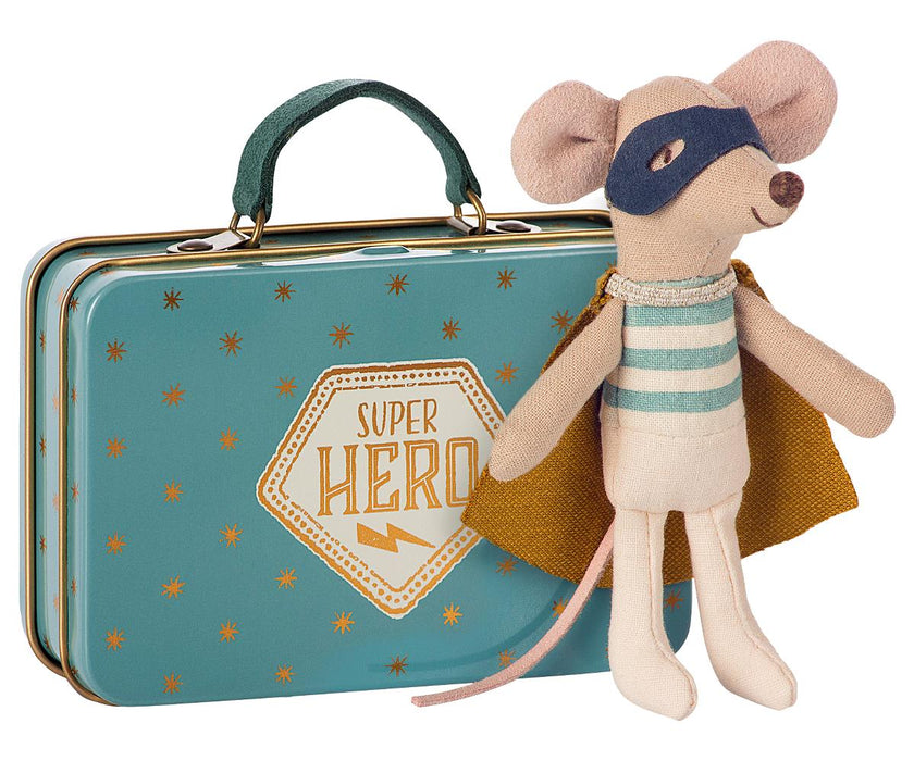 Super Hero Mouse in una valigia