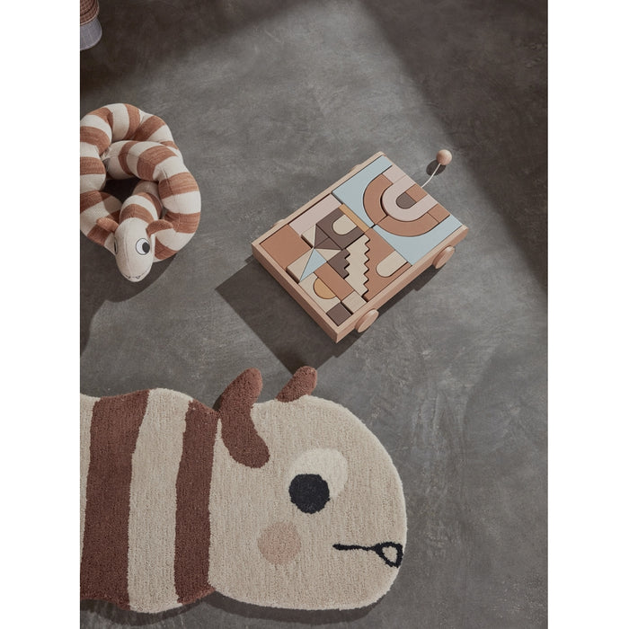 Carpet, Larva Leo - Caramel / Offwhite